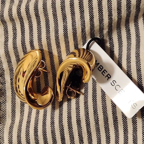 NWT 24k gold plated Amber Sceats Earrings - Picture 6 of 6